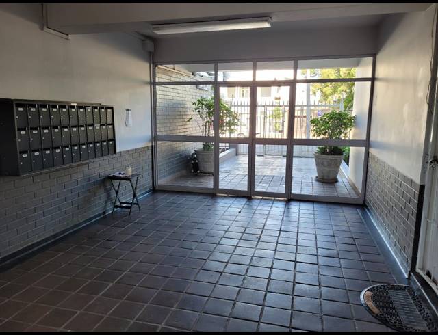 1.5 BEDROOM FLAT RENTED IN MORNINGSIDE